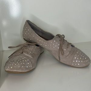 Madden Girl Julissa Oxford Flat Tie Shoes 7.5